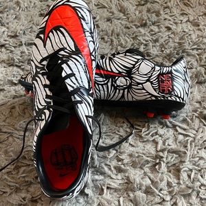 Nike Neymar HyperVenom Cleats